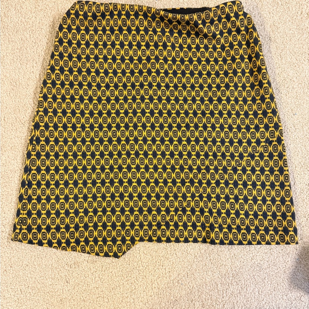 CAbi Navy and Yellow Geometric Mini Skirt